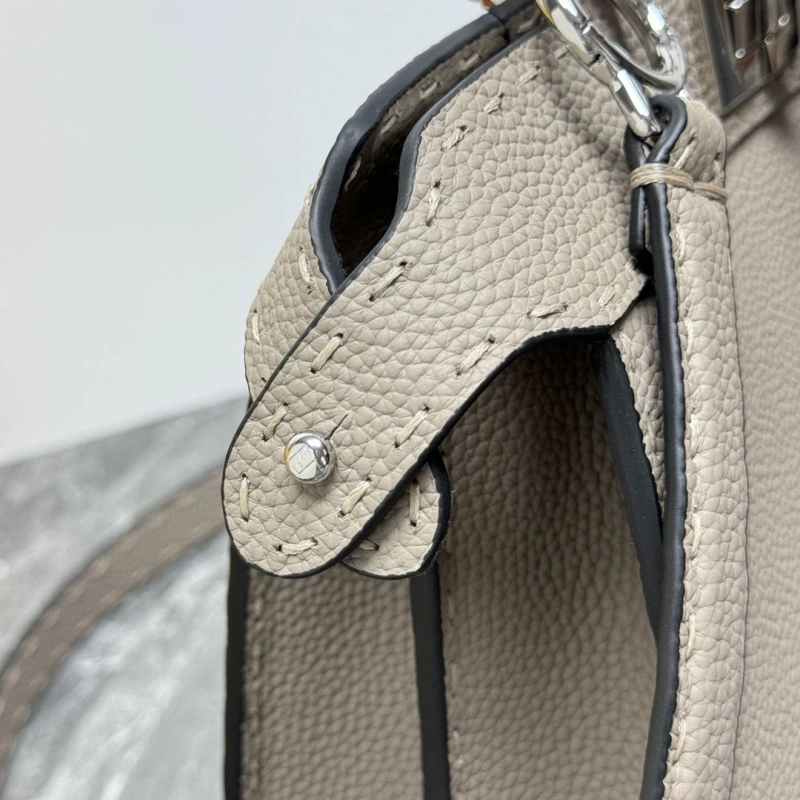 F**di top handle bags 4081-0043