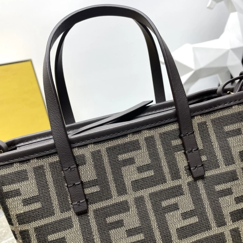 F**di shopping bags 4081-0079