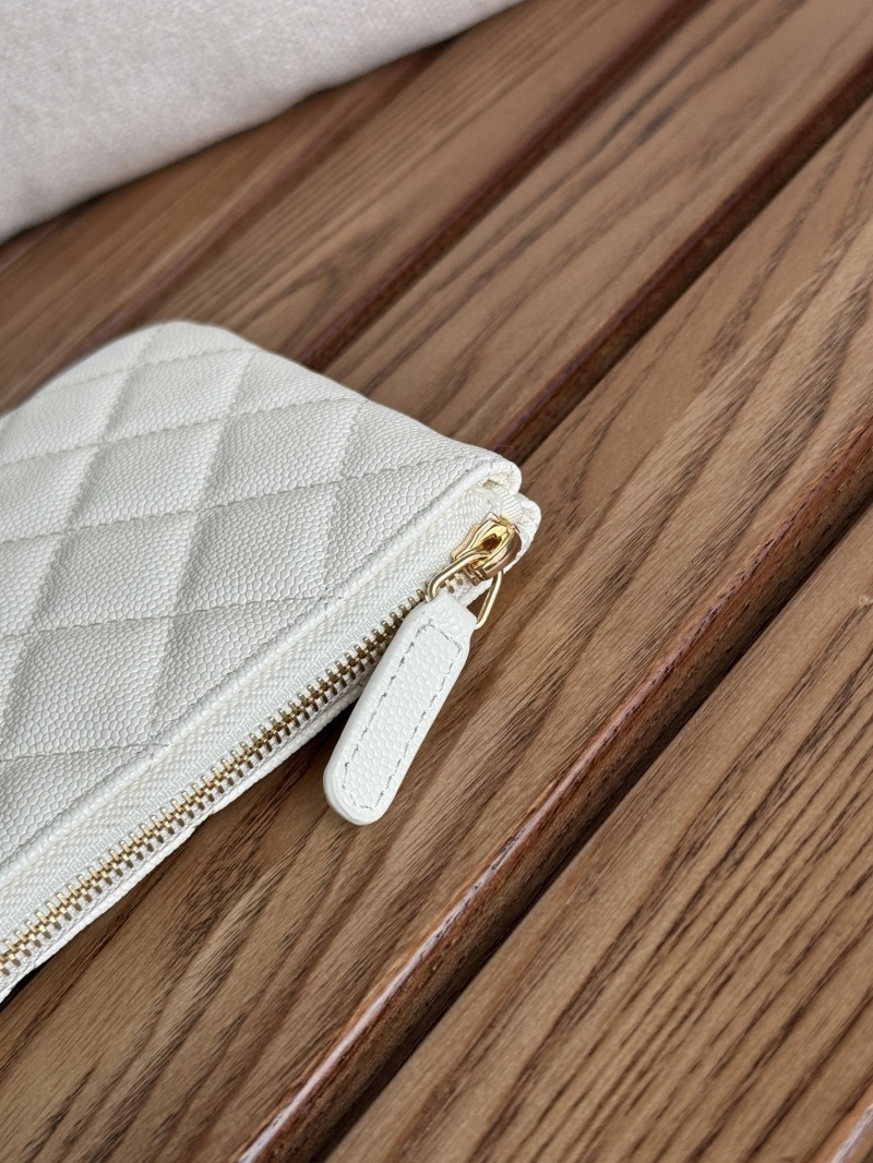 Ch**el wallets 4081-0094