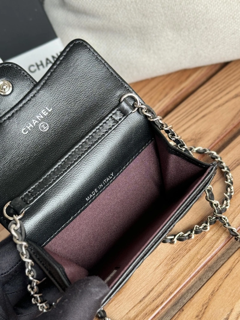 Ch**el wallets 4081-0122