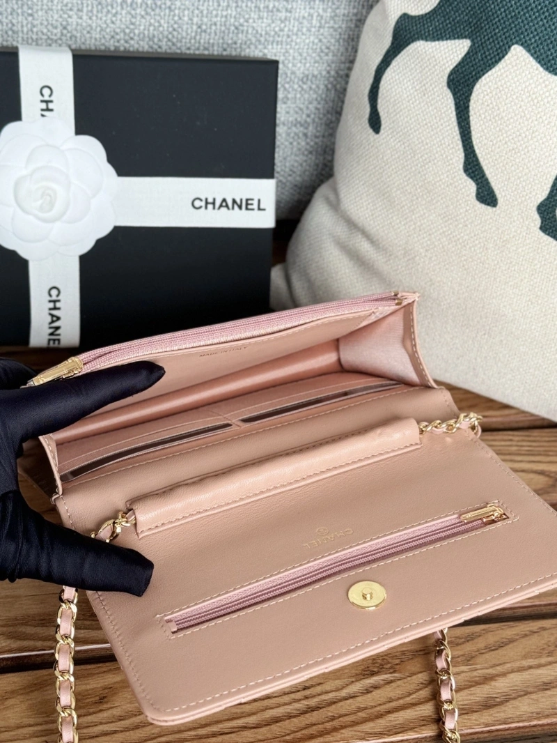 Ch**el wallets 4081-0152