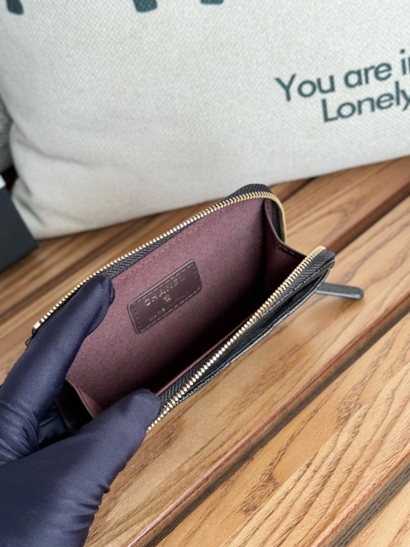 Ch**el wallets 4081-0249