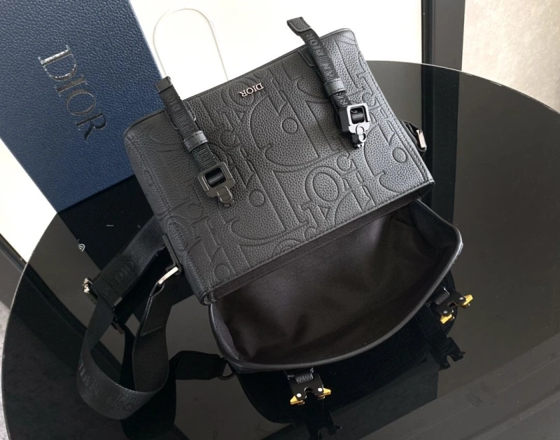 D10r satchel bags 4081-0382
