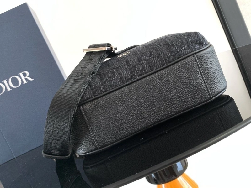 D10r satchel bags 4081-0383