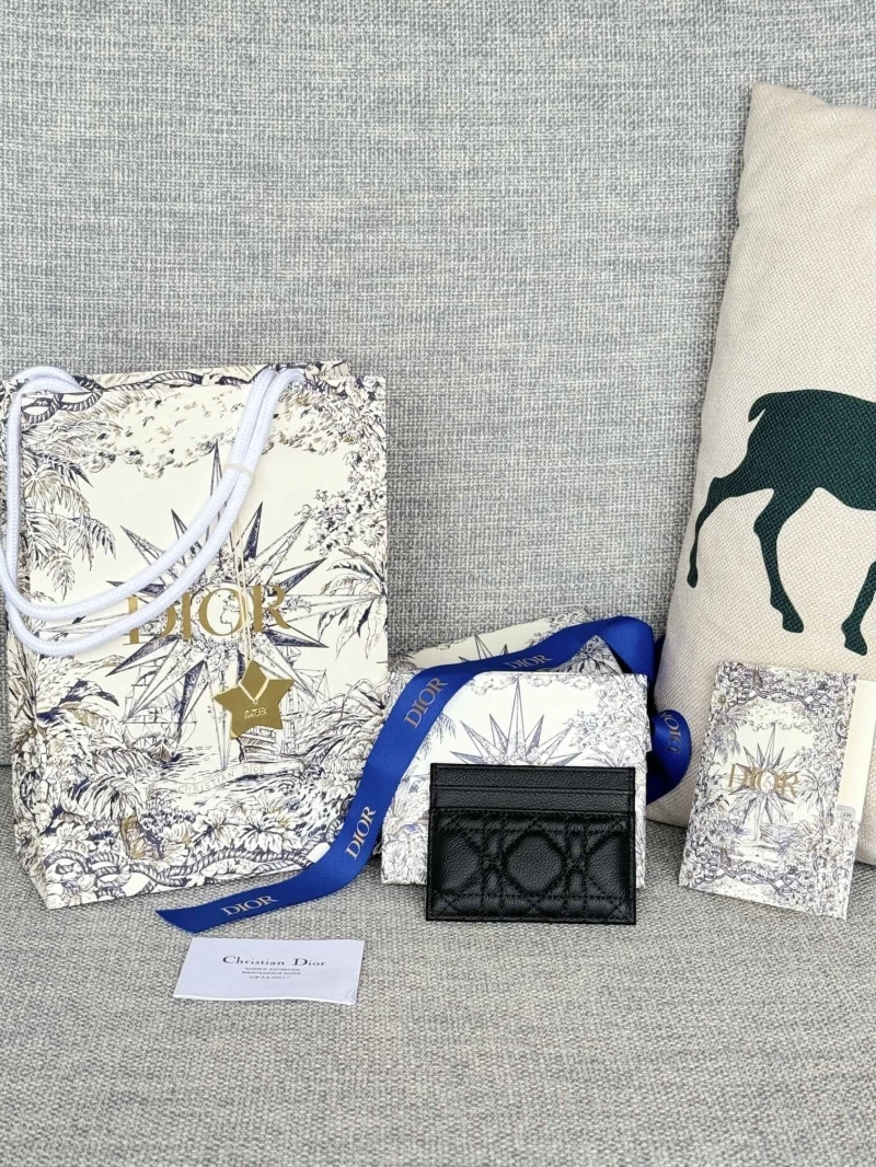 D10r wallets 4081-0569