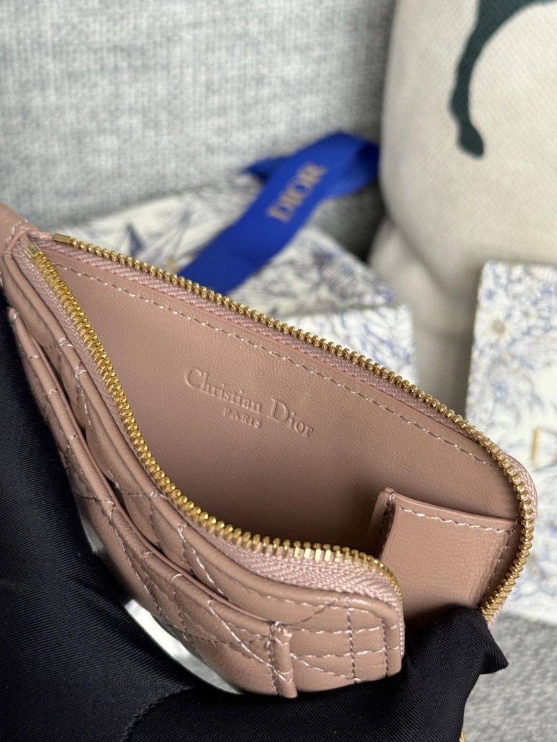 D10r wallets 4081-0627