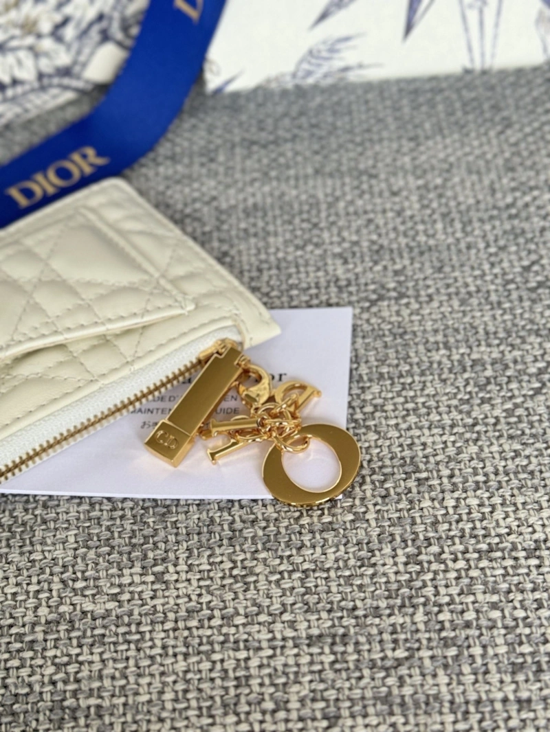 D10r wallets 4081-0631