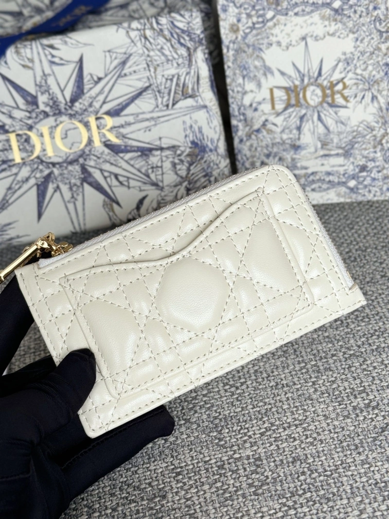 D10r wallets 4081-0631