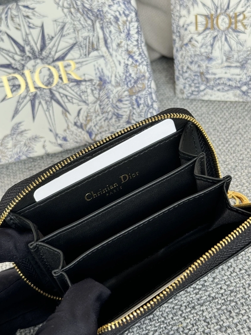 D10r wallets 4081-0649