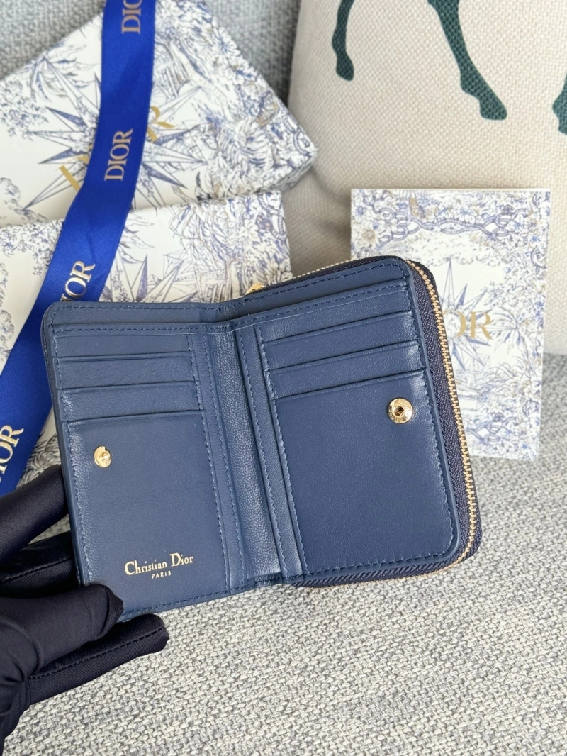 D10r wallets 4081-0677