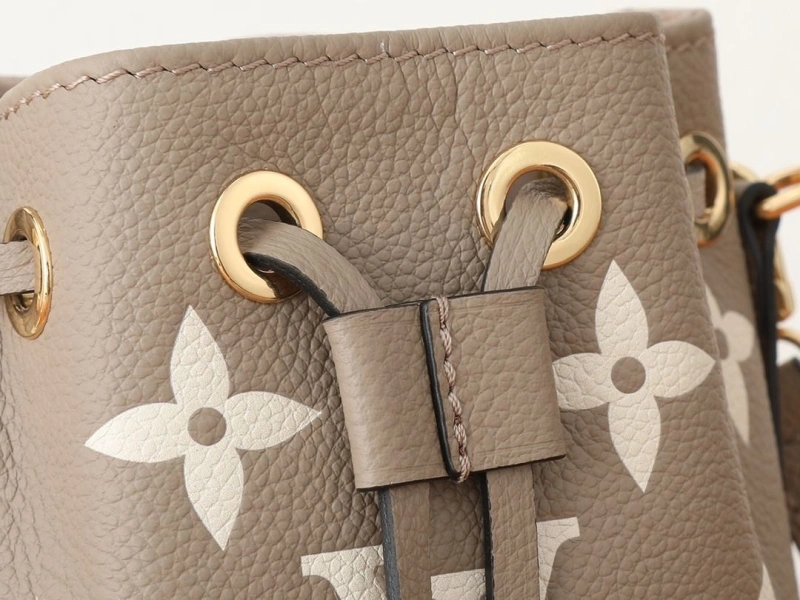 LV Bucket Bags 4081-0895