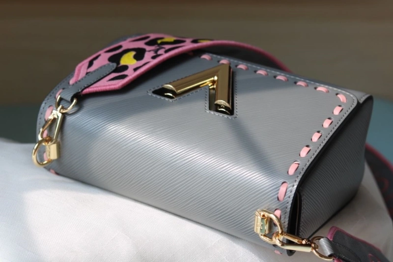 lv twist De*1m bags 4081b-1006