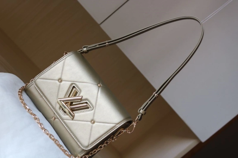 lv twist De*1m bags 4081b-1024