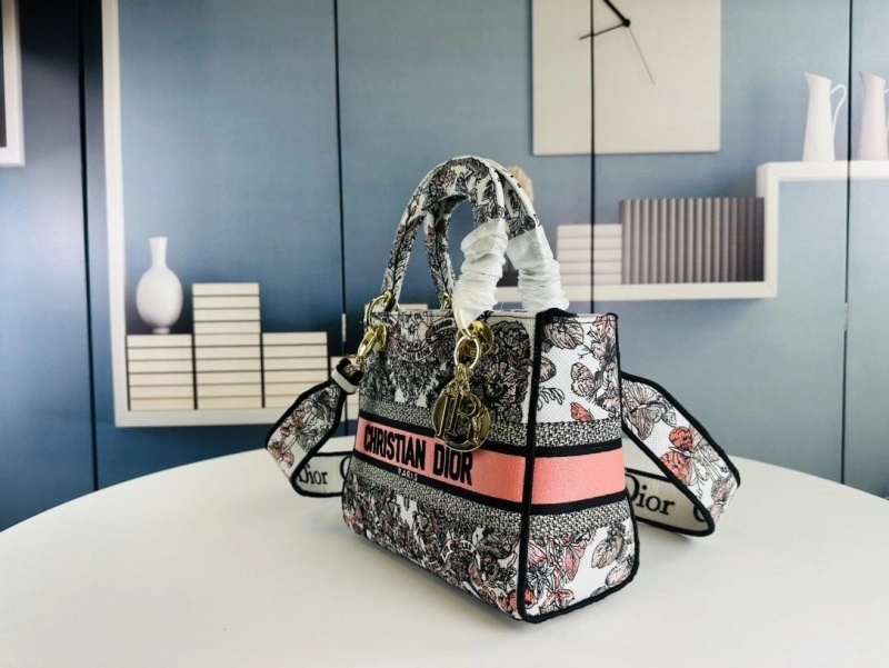 D10r shopping bags 4081b-1608