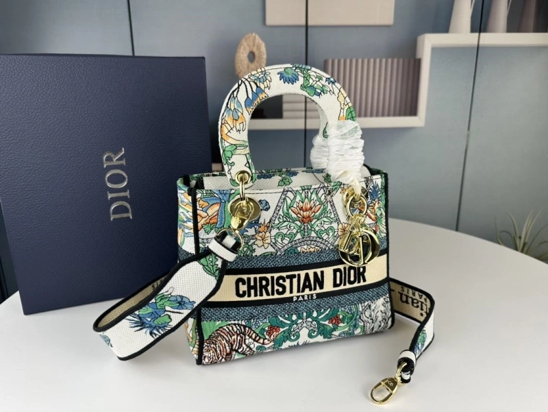 D10r shopping bags 4081b-1635