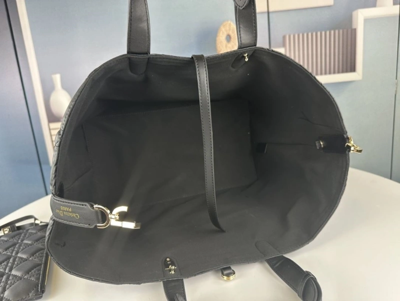 D10r shopping bags 4081b-1720
