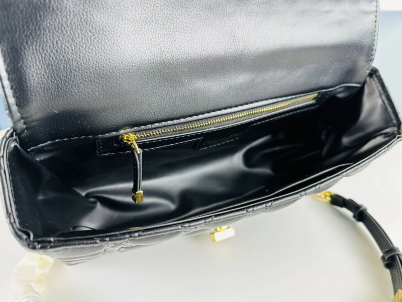 D10r satchel bags 4081b-1758