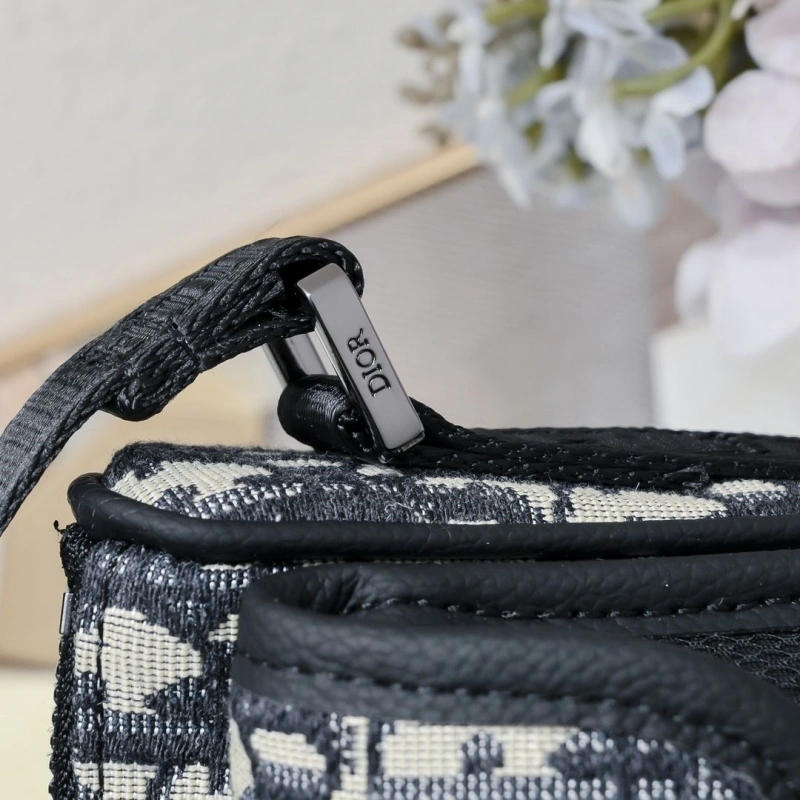 D10r satchel bags 4081b-1986