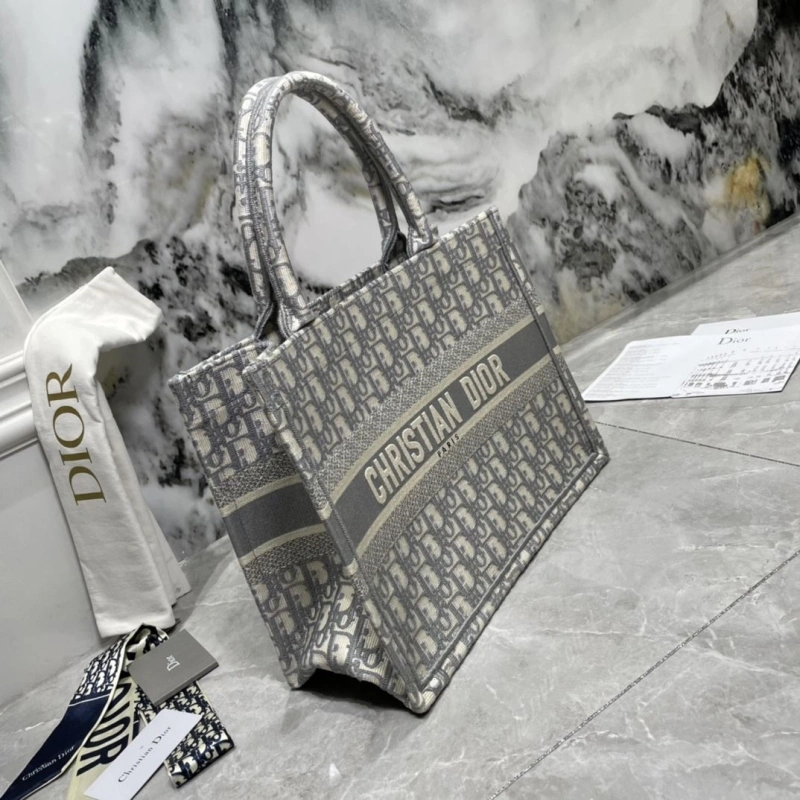 D10r shopping bags 4081b-2004