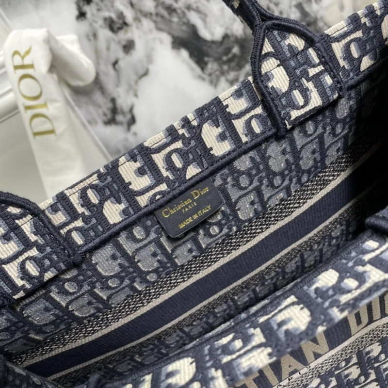 D10r shopping bags 4081b-2008