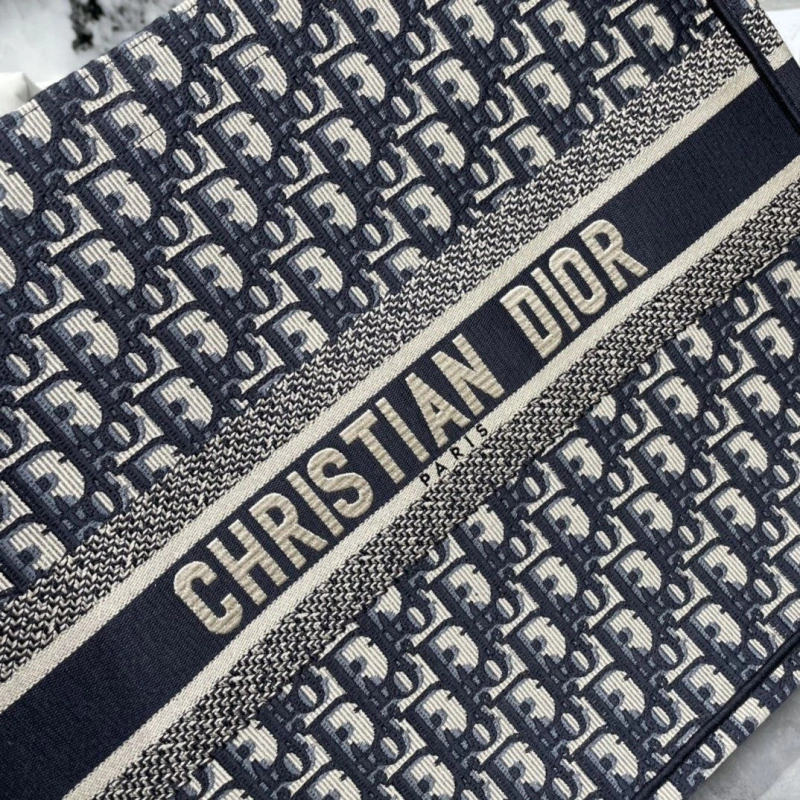 D10r shopping bags 4081b-2009