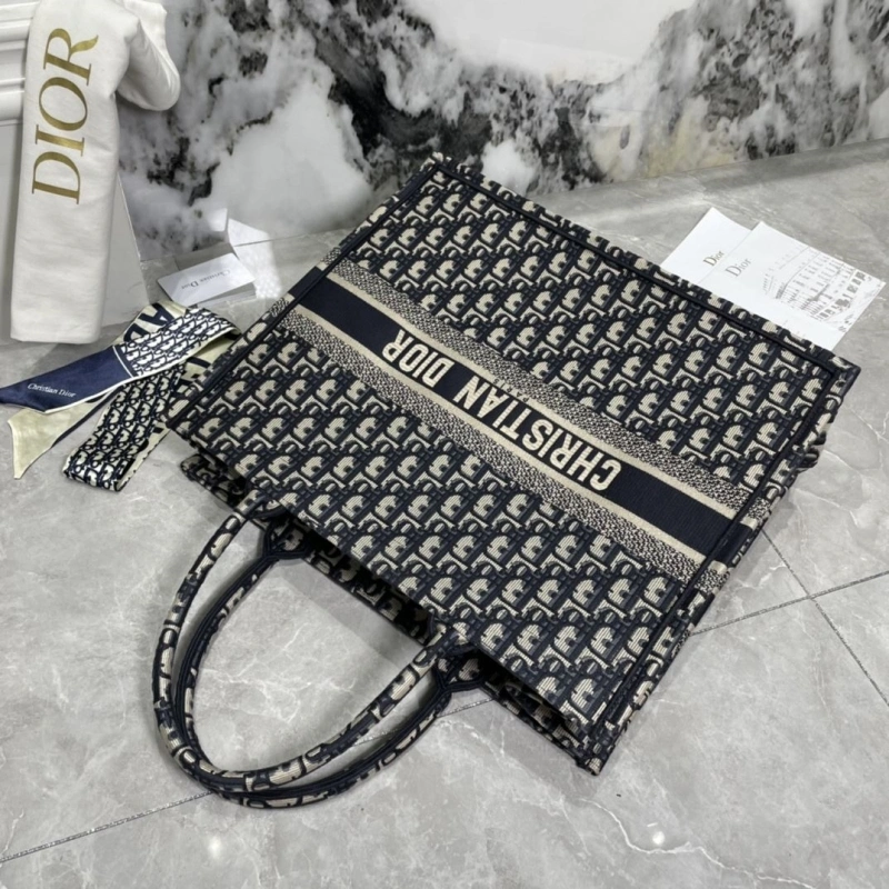 D10r shopping bags 4081b-2009
