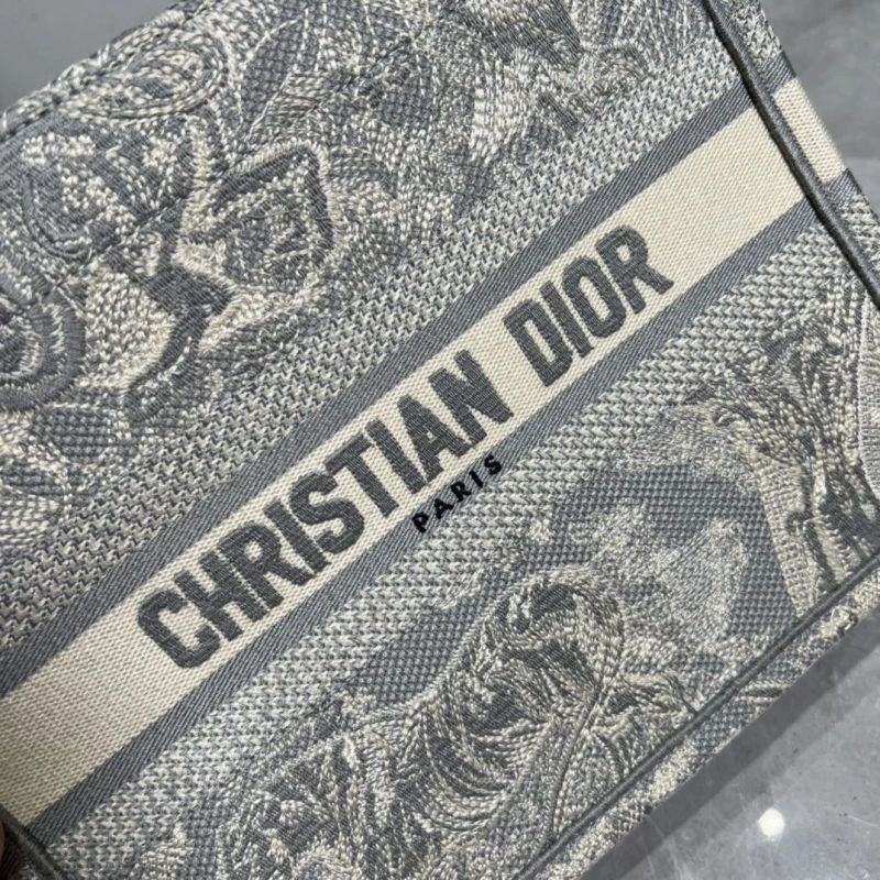 D10r shopping bags 4081b-2018