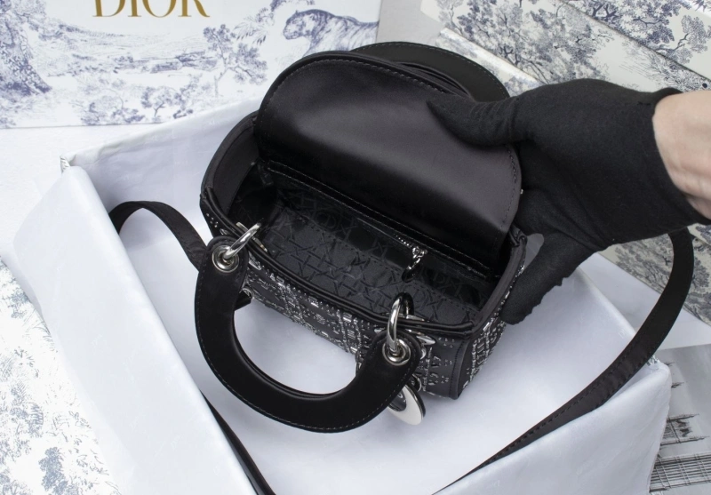 D10r top handle bags 4081b-2069
