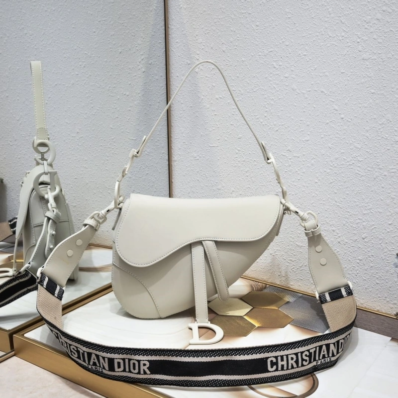 D10r saddle bags 4081b-2100