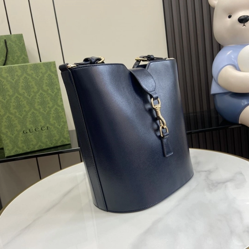 Gvc*1 bucket bags 4094-0077