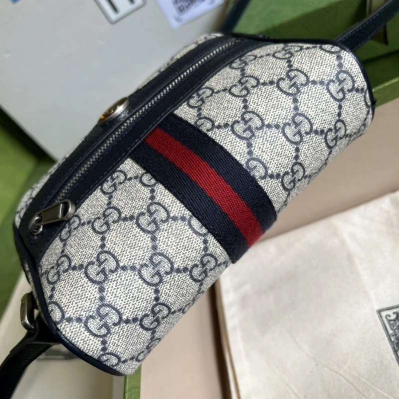 Gvc*1 clutch bags 4094-0437
