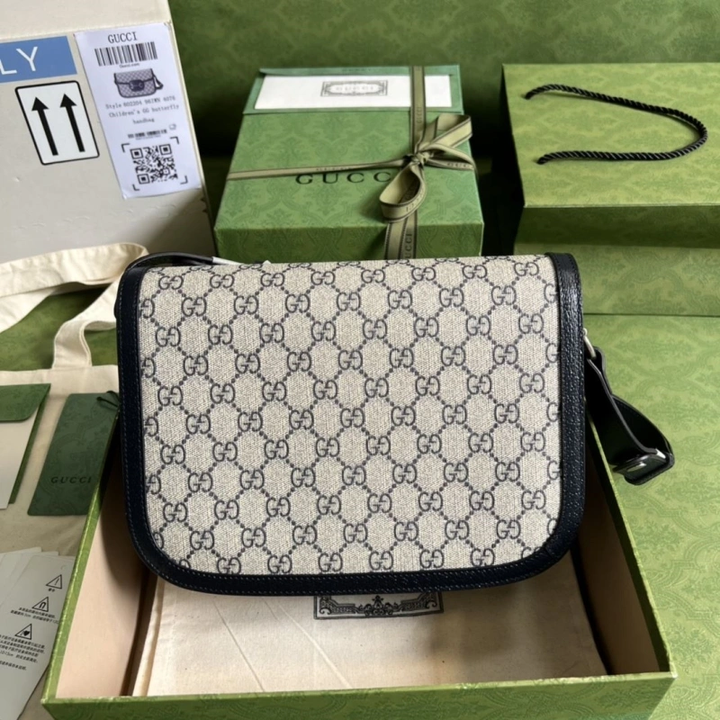 Gvc*1 clutch bags 4094-0438