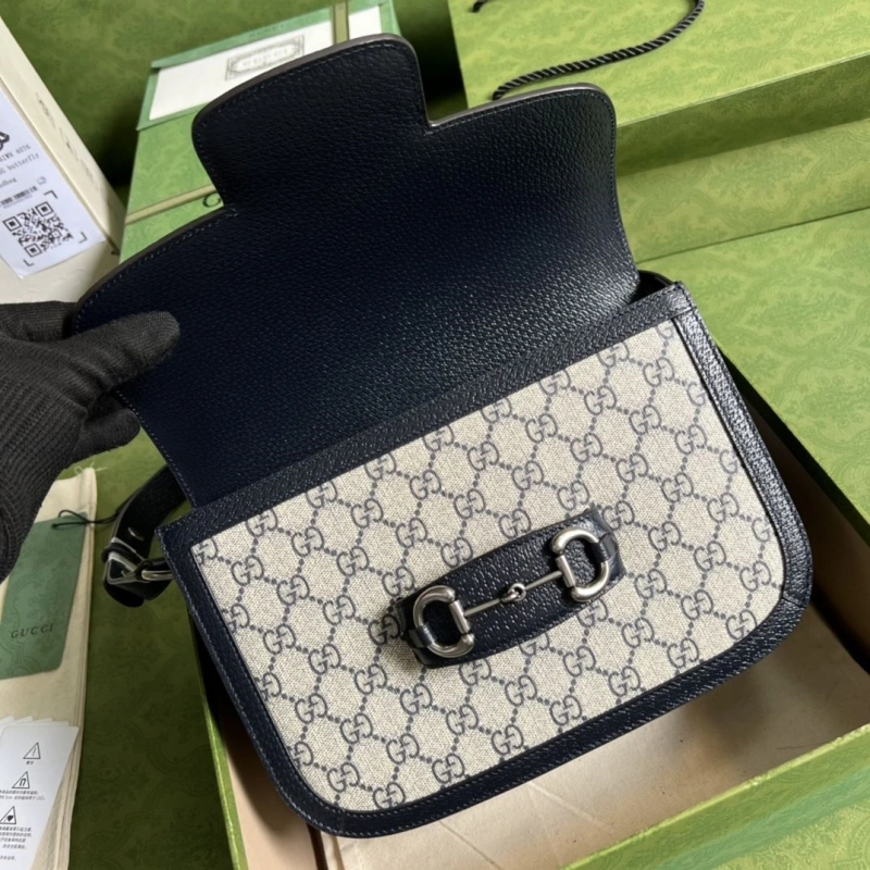 Gvc*1 clutch bags 4094-0438