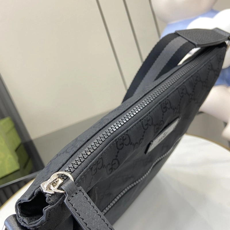 Gvc*1 satchel bags 4094-0660