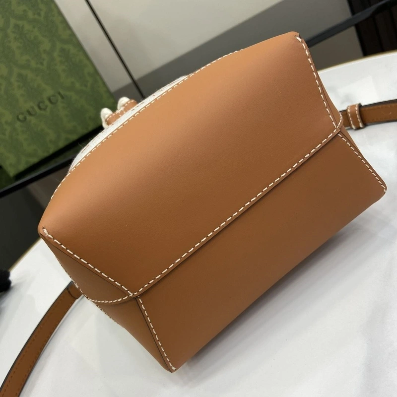 Gvc*1 bucket bags 4094-0697