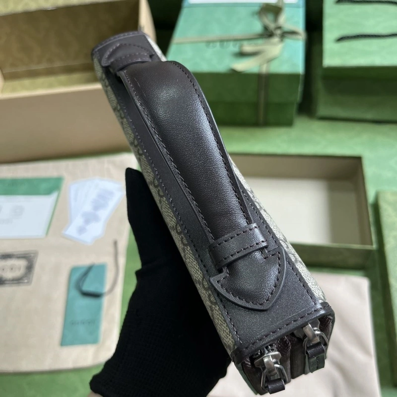 Gvc*1 clutch bags 4094-0820