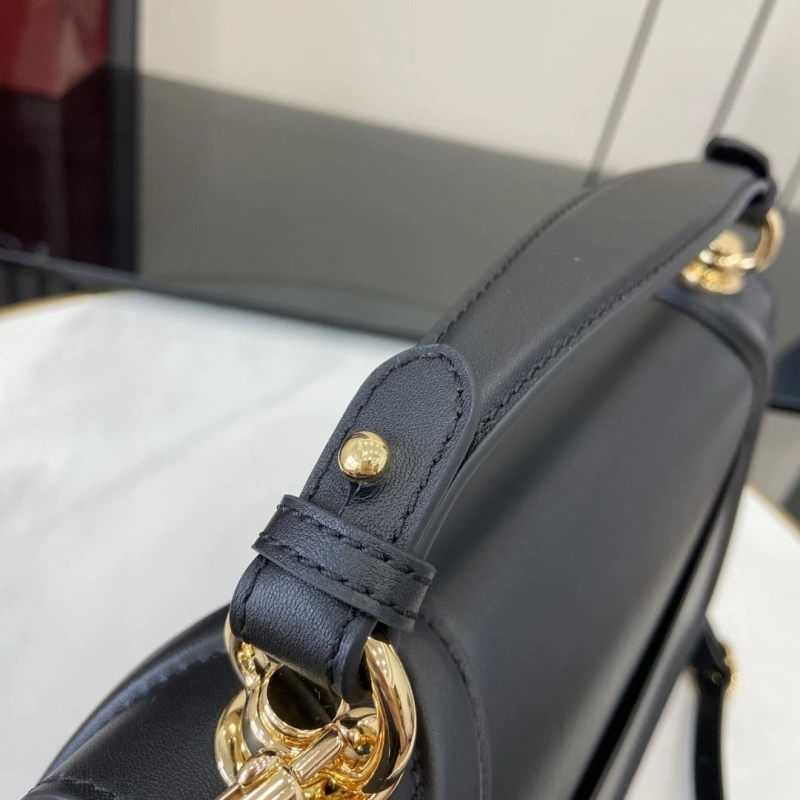 Gvc*1 top handle bags 4094b-0020