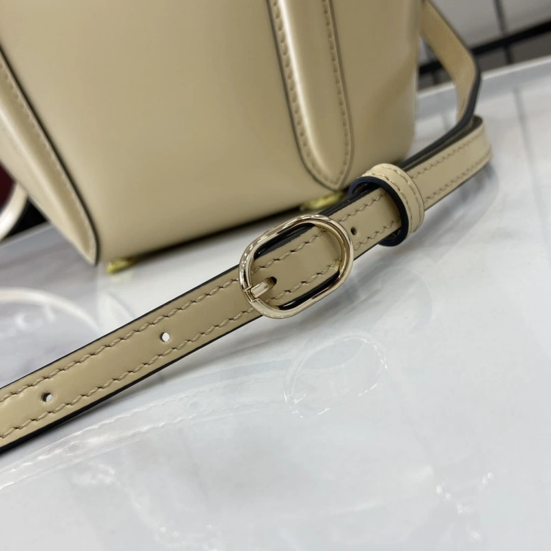 Gvc*1 top handle bags 4094b-0085