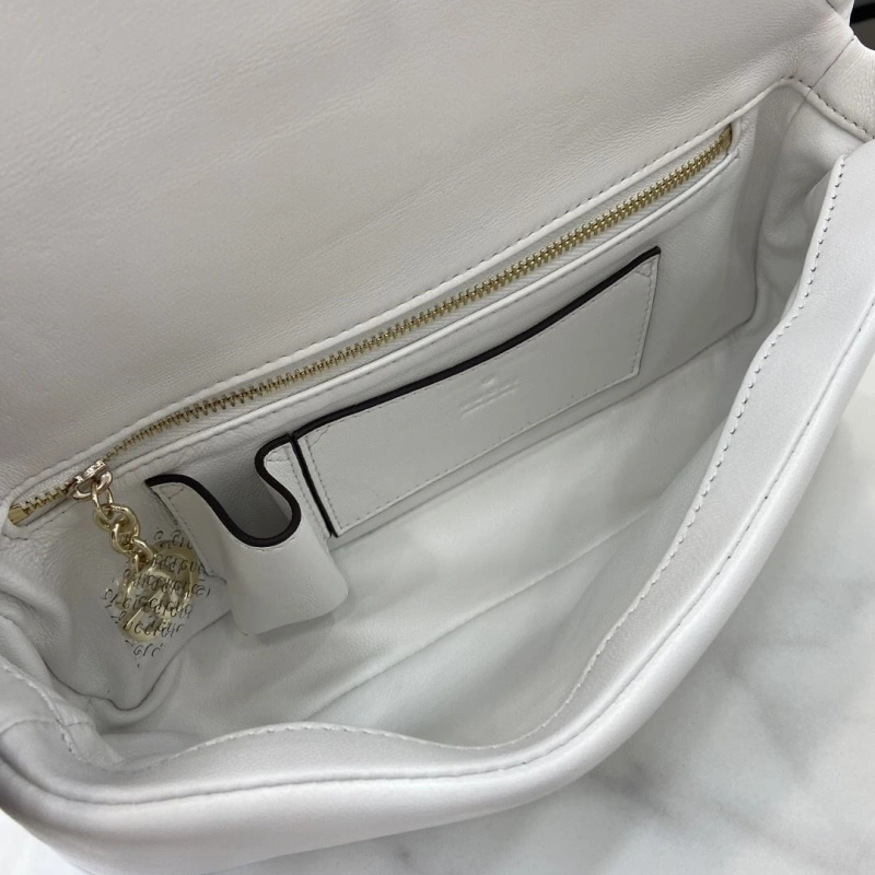 Gvc*1 top handle bags 4094b-0089