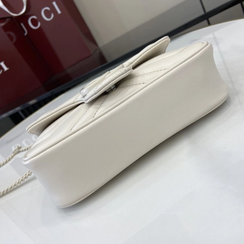 Gvc*1 satchel bags 4094b-0143