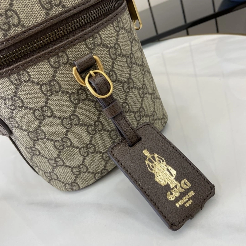 Gvc*1 cosmetic bags 4094b-0214