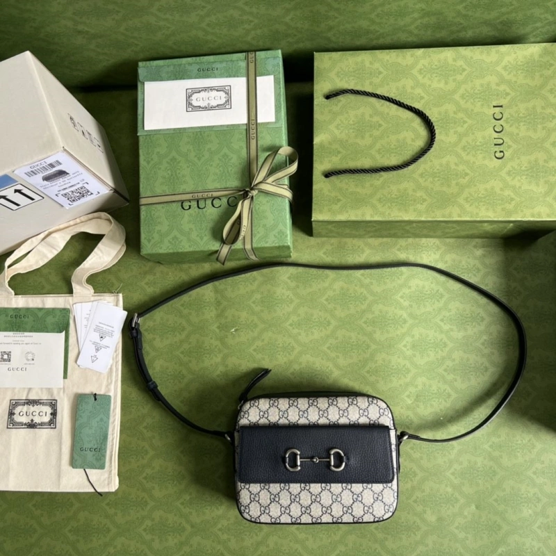 Gvc*1 clutch bags 4094b-0306
