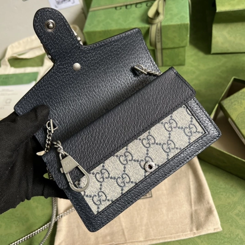Gvc*1 clutch bags 4094b-0311