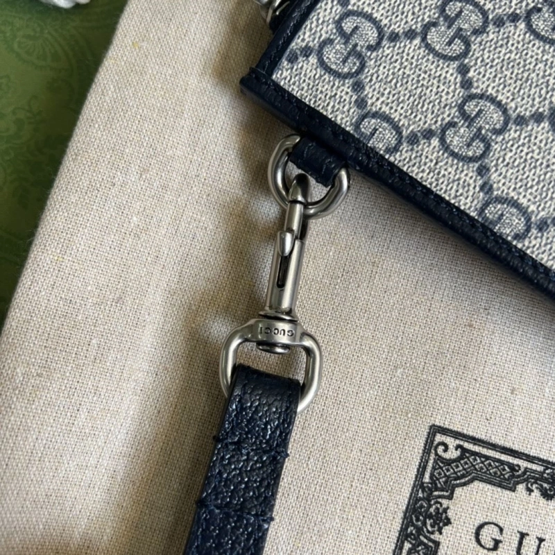 Gvc*1 clutch bags 4094b-0321