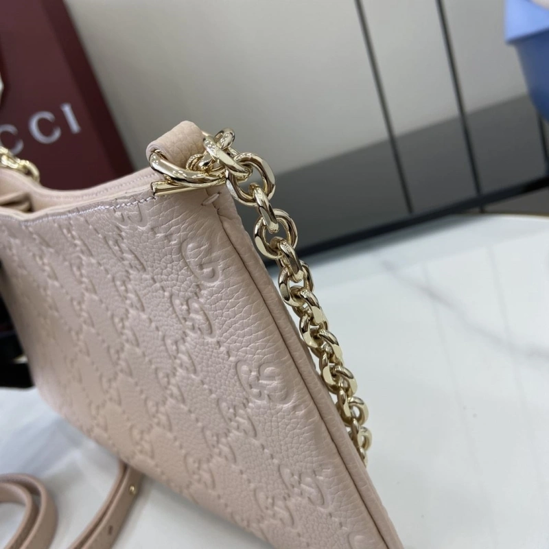 Gvc*1 clutch bags 4094b-0406