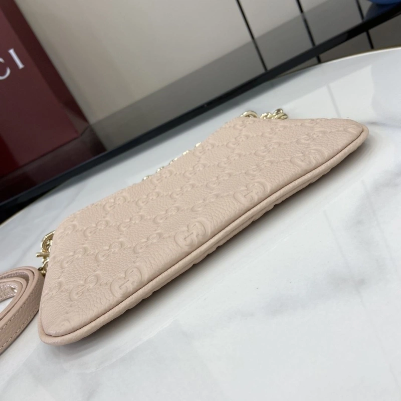 Gvc*1 clutch bags 4094b-0407