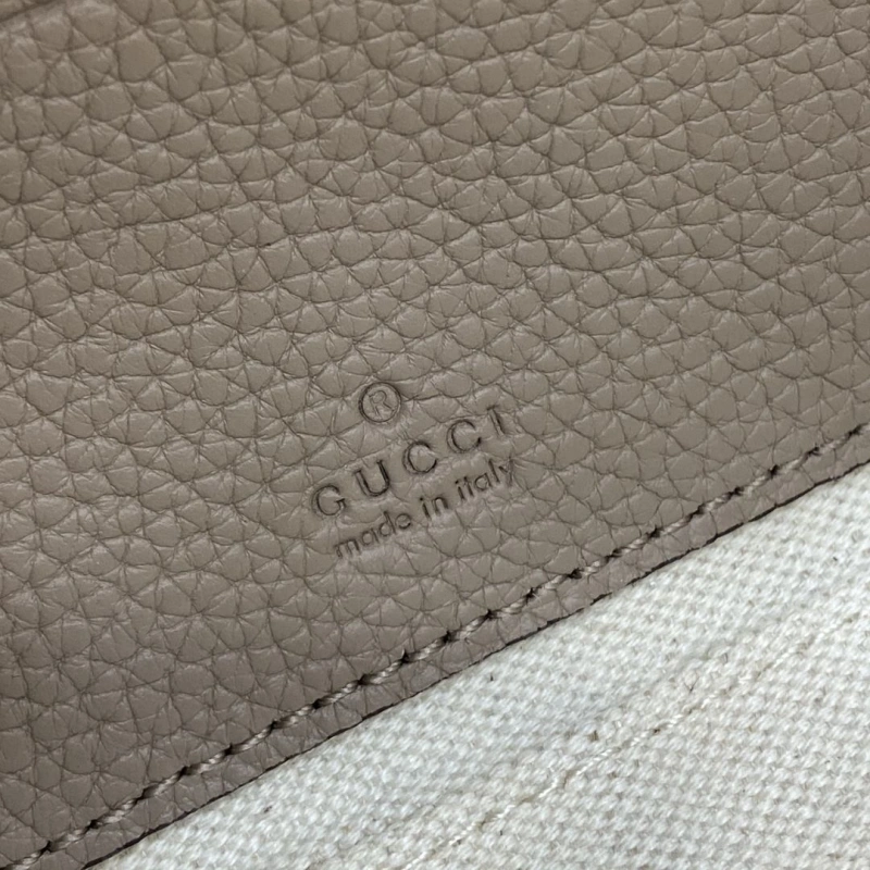 Gvc*1 cosmetic bags 4094b-0411
