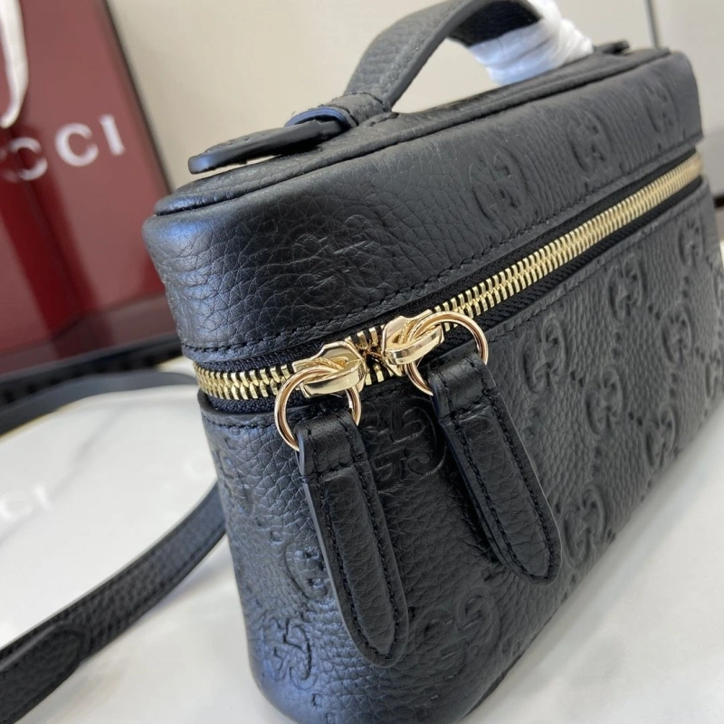 Gvc*1 cosmetic bags 4094b-0414