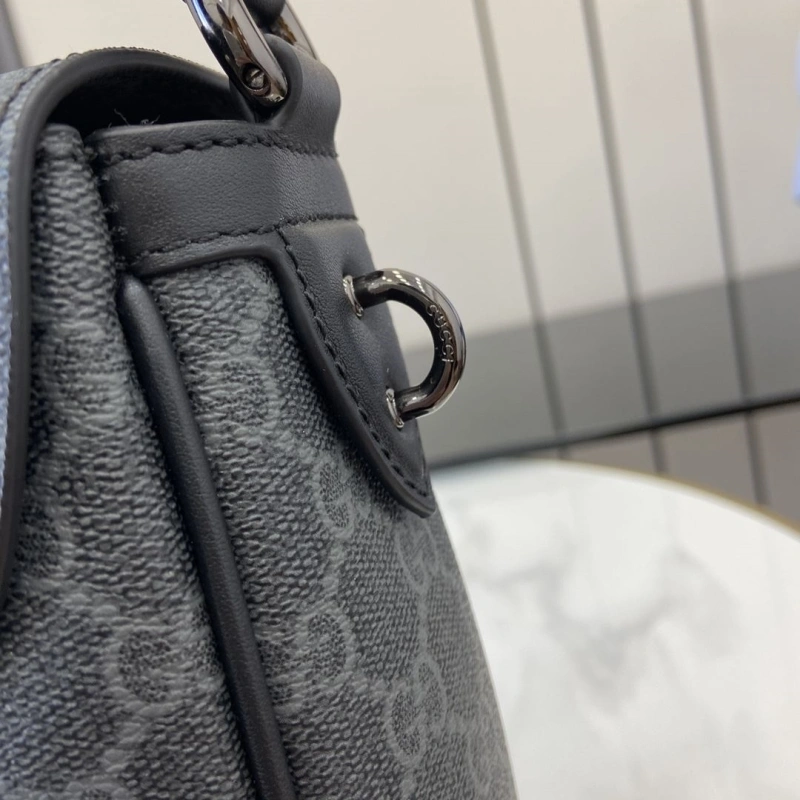 Gvc*1 satchel bags 4094b-0677