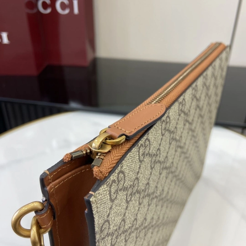 Gvc*1 clutch bags 4094b-0682